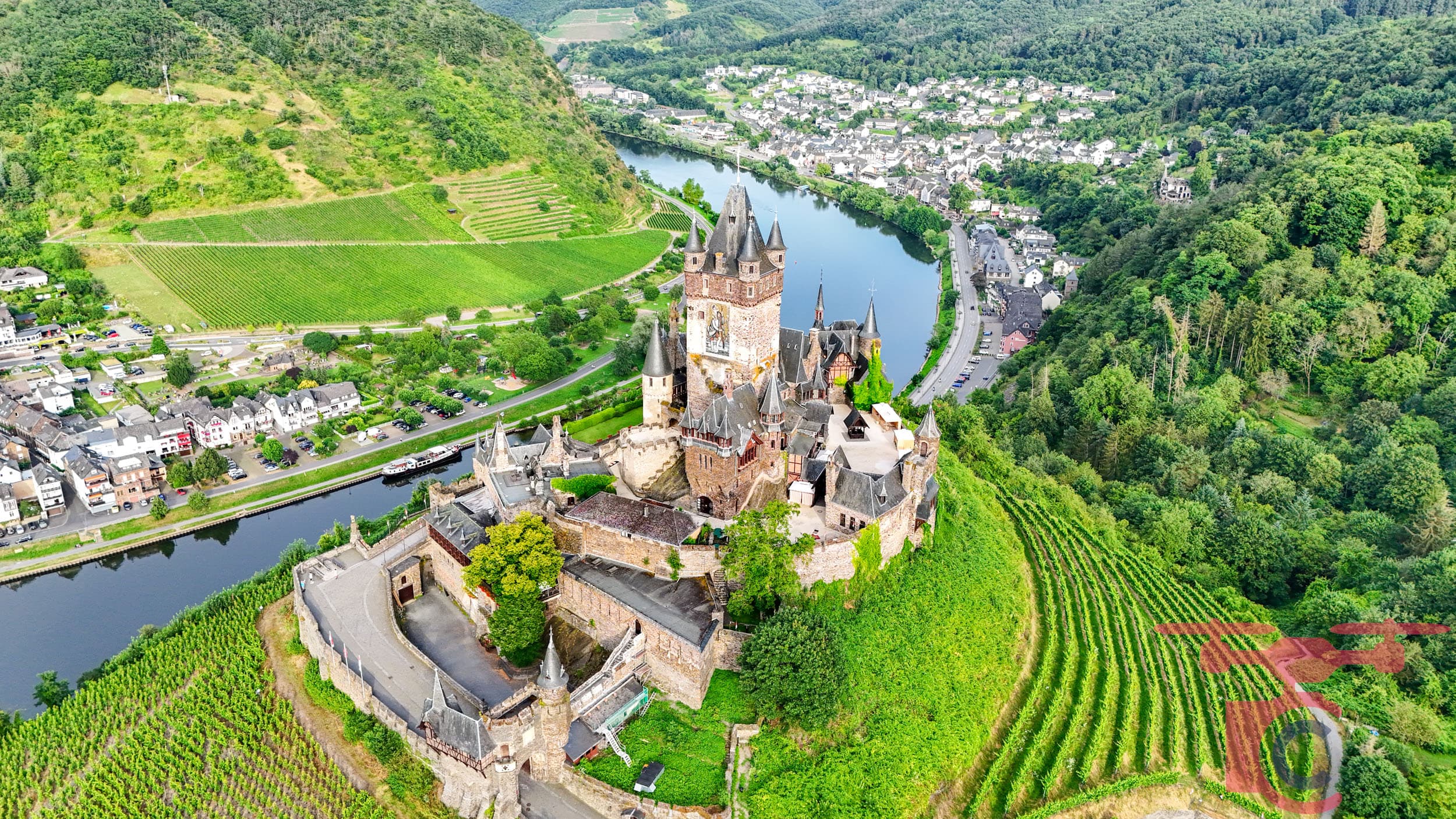 Kasteel Cochem als luchtfoto print